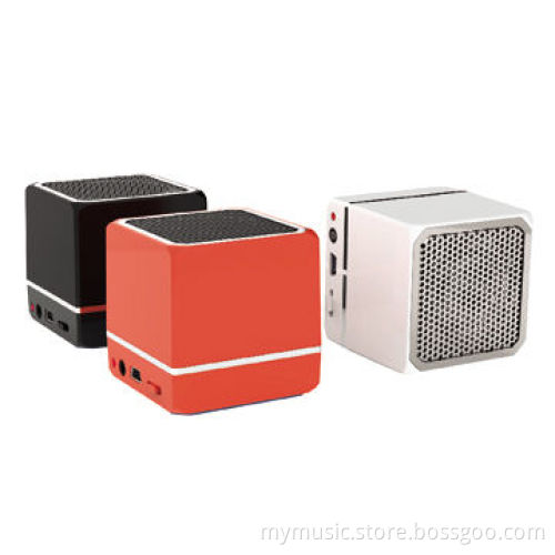Portable Bluetooth Speakers with Heavy Bass with 2.5W with Rechargeable Battery